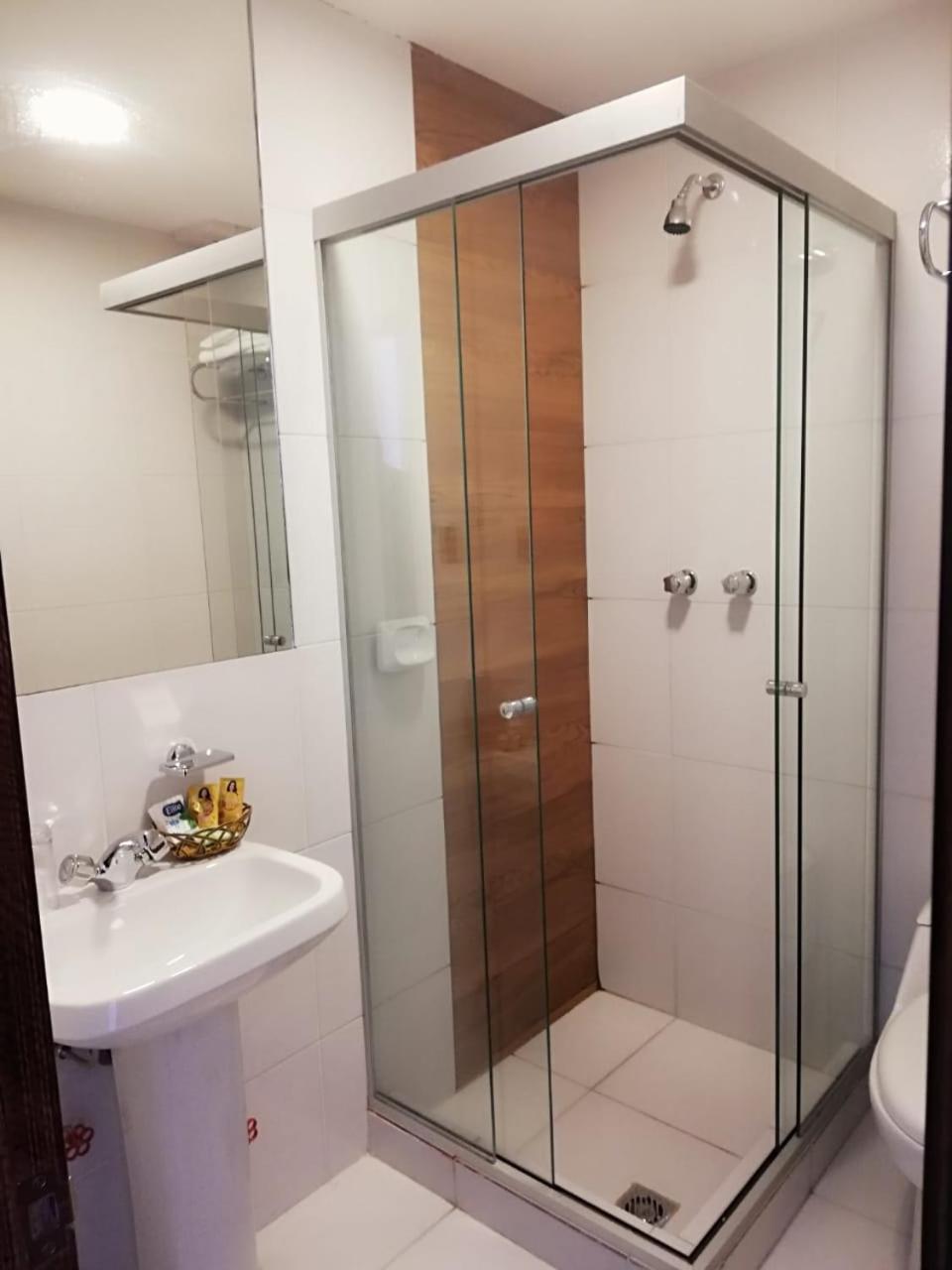 Hotel Madrid ラパス エクステリア 写真
